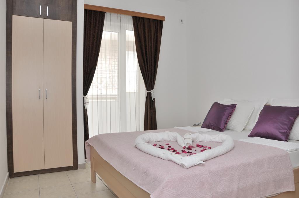 Guest House Savina Herceg Novi Exterior foto
